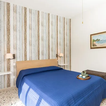 Apartment Coastal *